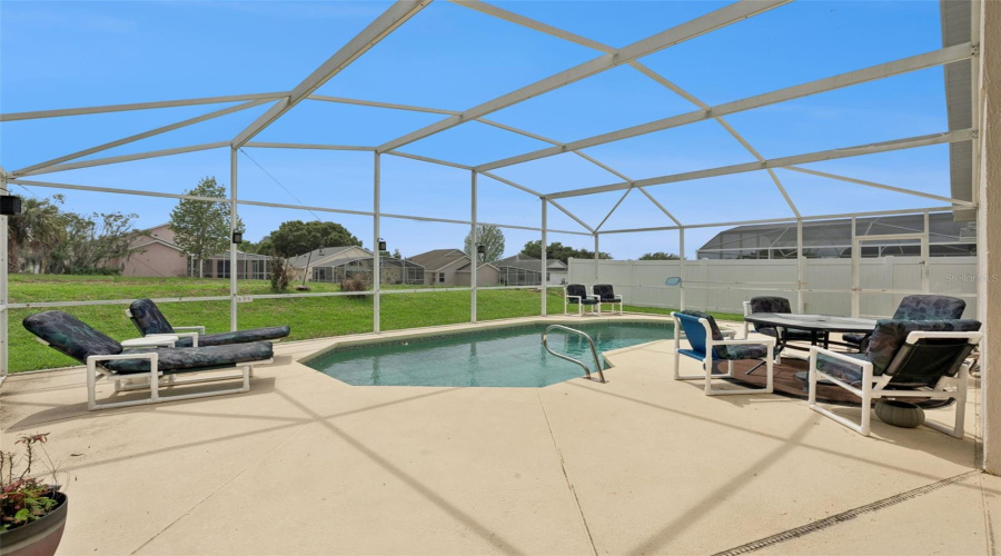 Davenport, Florida 33897, 4 Bedroom Bedrooms, ,2 Bathroombathrooms,Residential,For Sale,Troon Circle,0,Mfrs5147538