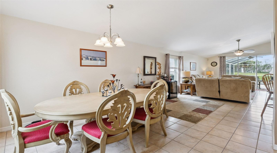Davenport, Florida 33897, 4 Bedroom Bedrooms, ,2 Bathroombathrooms,Residential,For Sale,Troon Circle,0,Mfrs5147538
