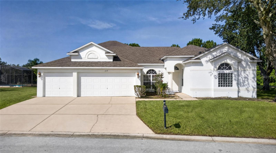 Davenport, Florida 33837, 6 Bedroom Bedrooms, ,5 Bathroombathrooms,Residential,For Sale,Blue Heron,0,Mfrs5156373