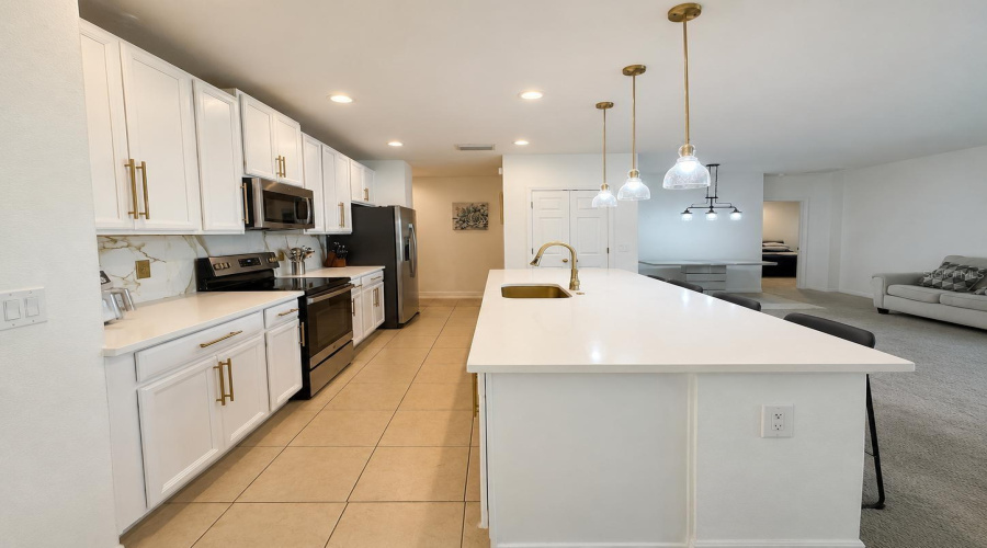 Davenport, Florida 33837, 4 Bedroom Bedrooms, ,2 Bathroombathrooms,Residential,For Sale,Blue Cypress,0,Mfro6433532