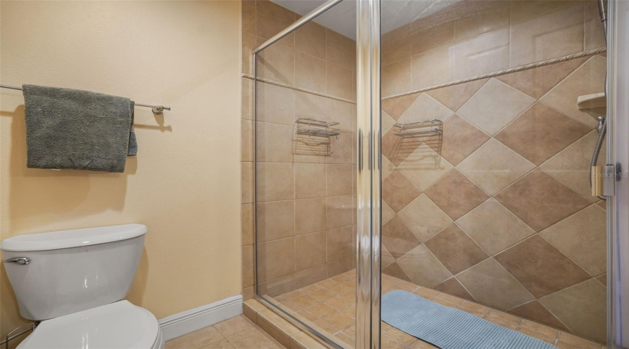 Upstairs Full Bath