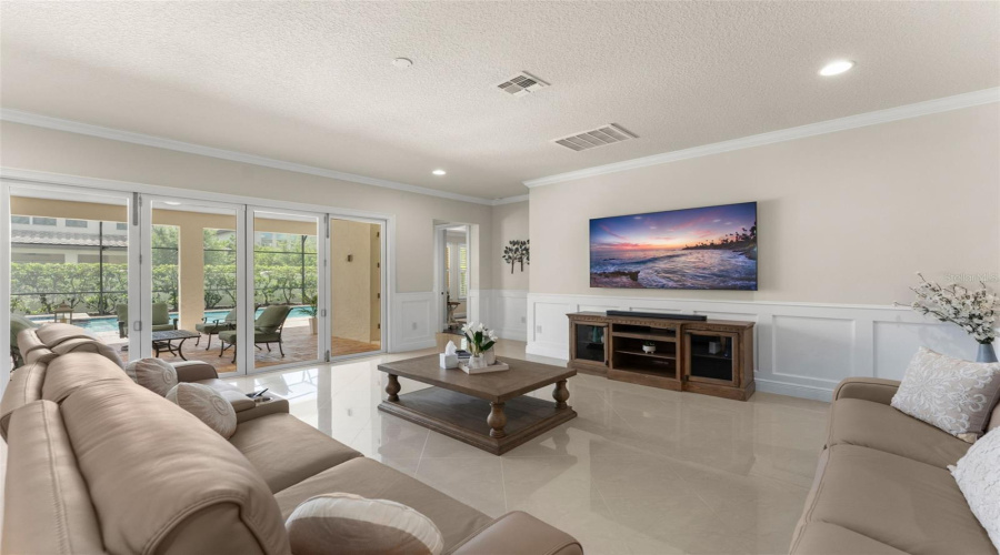Orlando, Florida 32836, 7 Bedroom Bedrooms, ,6 Bathroombathrooms,Residential,For Sale,Morehouse,0,Mfro6436366