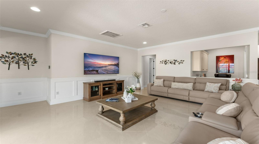 Orlando, Florida 32836, 7 Bedroom Bedrooms, ,6 Bathroombathrooms,Residential,For Sale,Morehouse,0,Mfro6436366