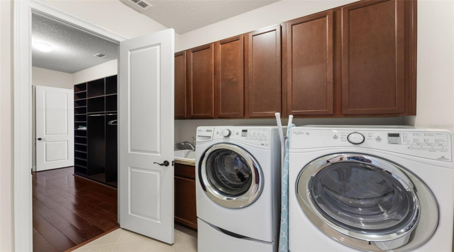 Orlando, Florida 32836, 7 Bedroom Bedrooms, ,6 Bathroombathrooms,Residential,For Sale,Morehouse,0,Mfro6436366