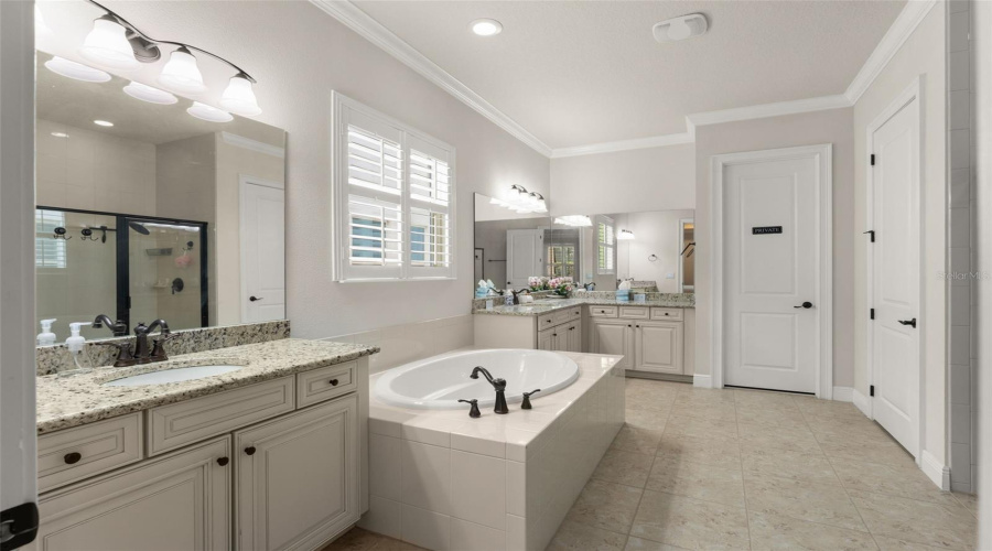 Orlando, Florida 32836, 7 Bedroom Bedrooms, ,6 Bathroombathrooms,Residential,For Sale,Morehouse,0,Mfro6436366