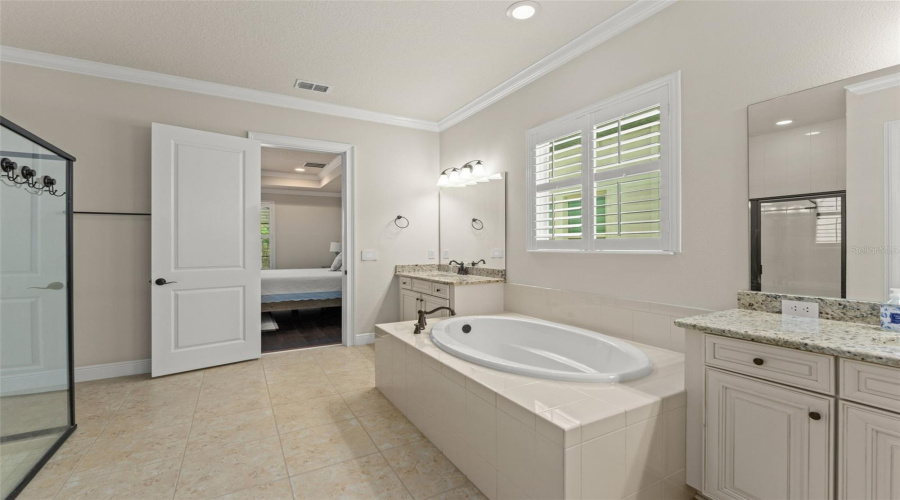Orlando, Florida 32836, 7 Bedroom Bedrooms, ,6 Bathroombathrooms,Residential,For Sale,Morehouse,0,Mfro6436366