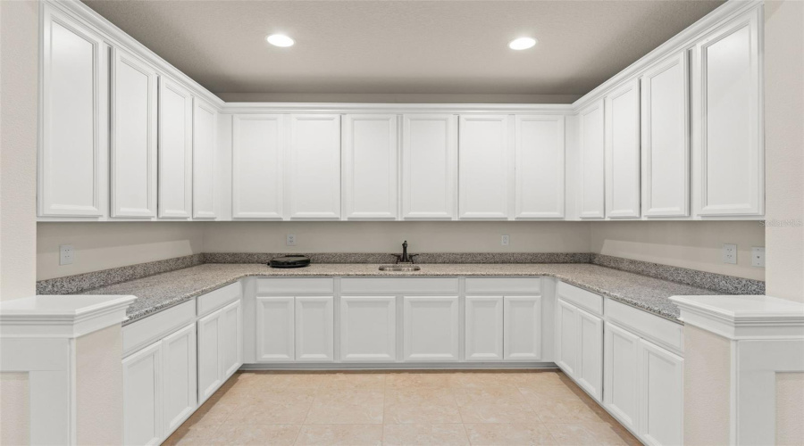 Orlando, Florida 32836, 7 Bedroom Bedrooms, ,6 Bathroombathrooms,Residential,For Sale,Morehouse,0,Mfro6436366