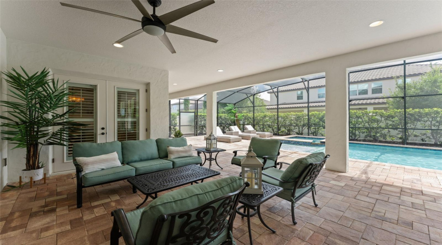 Orlando, Florida 32836, 7 Bedroom Bedrooms, ,6 Bathroombathrooms,Residential,For Sale,Morehouse,0,Mfro6436366