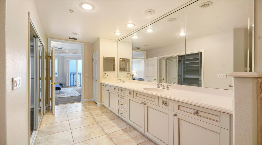 Orlando, Florida 32836, 3 Bedroom Bedrooms, ,2 Bathroombathrooms,Residential,For Sale,The Esplanade,0,Mfro6436559