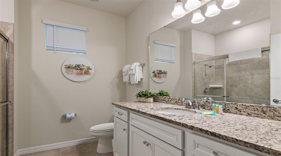 Davenport, Florida 33897, 10 Bedroom Bedrooms, ,8 Bathroombathrooms,Residential,For Sale,Mahalo,0,Mfro6437452