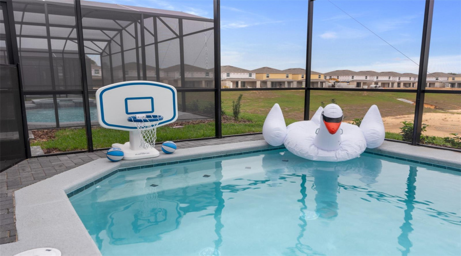 Davenport, Florida 33897, 10 Bedroom Bedrooms, ,8 Bathroombathrooms,Residential,For Sale,Mahalo,0,Mfro6437452