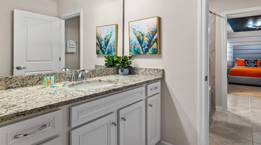 Davenport, Florida 33897, 10 Bedroom Bedrooms, ,8 Bathroombathrooms,Residential,For Sale,Mahalo,0,Mfro6437452