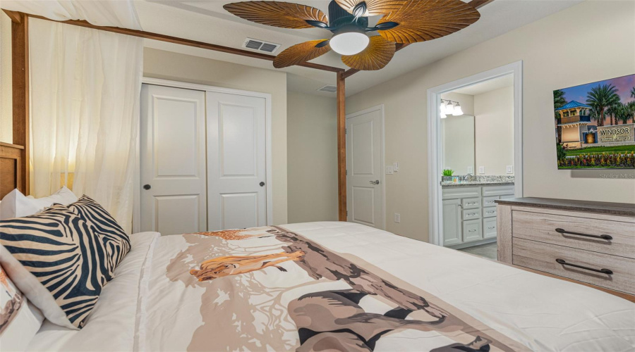 Davenport, Florida 33897, 10 Bedroom Bedrooms, ,8 Bathroombathrooms,Residential,For Sale,Mahalo,0,Mfro6437452