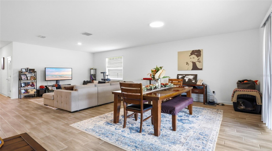 Davenport, Florida 33837, 4 Bedroom Bedrooms, ,3 Bathroombathrooms,Residential,For Sale,Camden,0,Mfro6436830