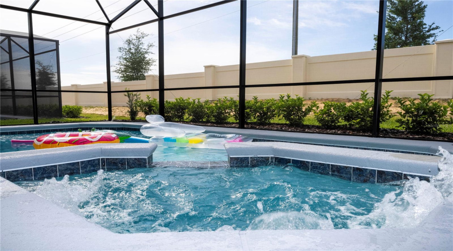 Davenport, Florida 33897, 7 Bedroom Bedrooms, ,5 Bathroombathrooms,Residential,For Sale,Lilac,0,Mfra4703980