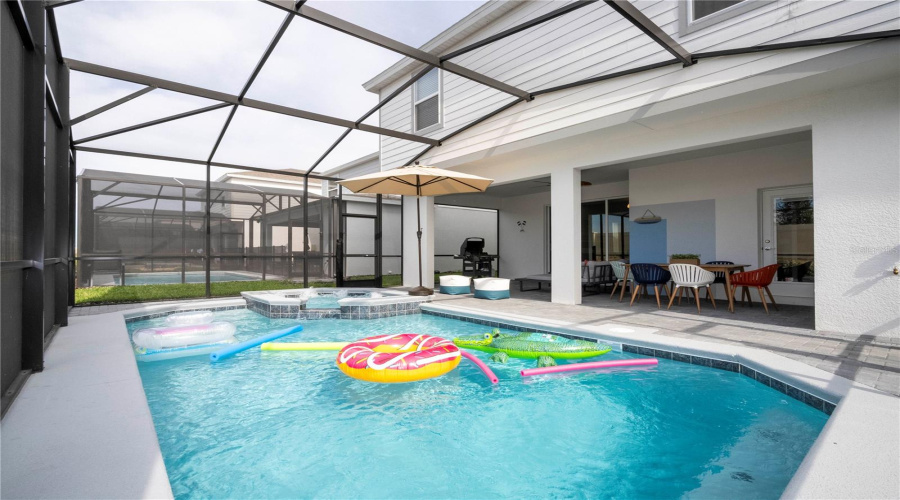 Davenport, Florida 33897, 7 Bedroom Bedrooms, ,5 Bathroombathrooms,Residential,For Sale,Lilac,0,Mfra4703980