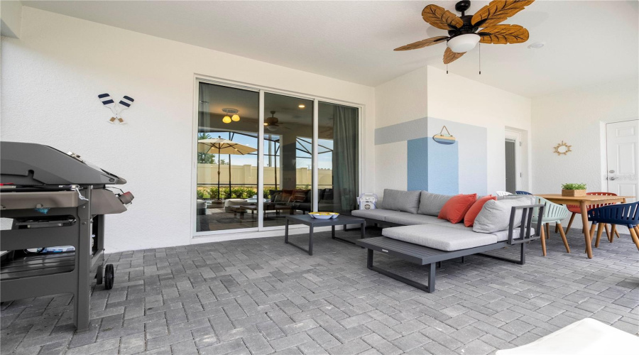 Davenport, Florida 33897, 7 Bedroom Bedrooms, ,5 Bathroombathrooms,Residential,For Sale,Lilac,0,Mfra4703980
