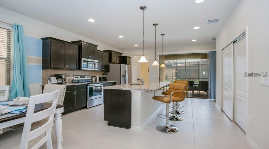 Kissimmee, Florida 34747, 5 Bedroom Bedrooms, ,5 Bathroombathrooms,Residential,For Sale,Corcovado,0,Mfro6437546