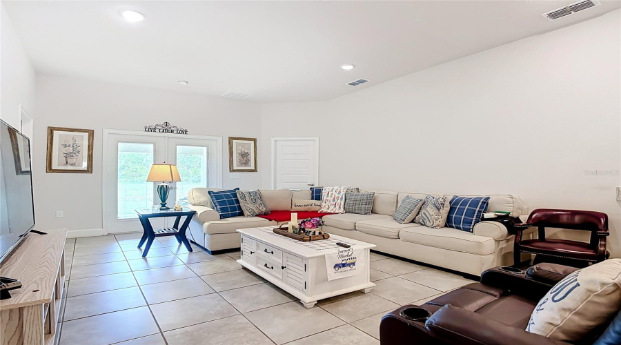 Davenport, Florida 33837, 4 Bedroom Bedrooms, ,3 Bathroombathrooms,Residential,For Sale,Chinoy,0,Mfro6437616