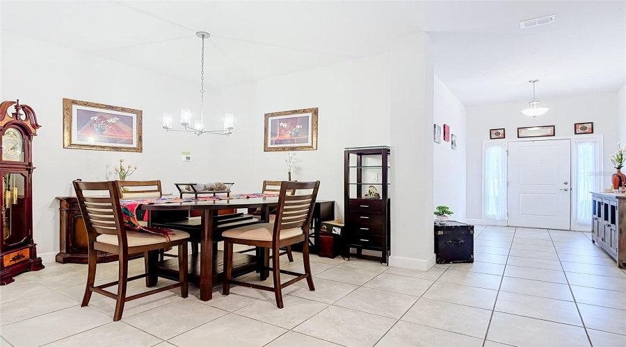 Davenport, Florida 33837, 4 Bedroom Bedrooms, ,3 Bathroombathrooms,Residential,For Sale,Chinoy,0,Mfro6437616