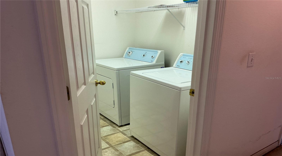 Davenport, Florida 33837, 3 Bedroom Bedrooms, ,2 Bathroombathrooms,Residential,For Sale,Aberdeen,0,Mfra4700796