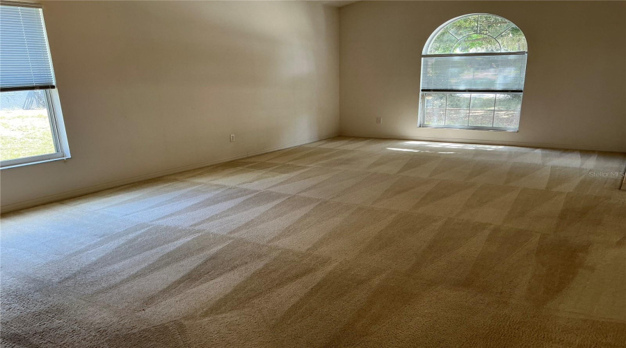 Davenport, Florida 33837, 3 Bedroom Bedrooms, ,2 Bathroombathrooms,Residential,For Sale,Aberdeen,0,Mfra4700796