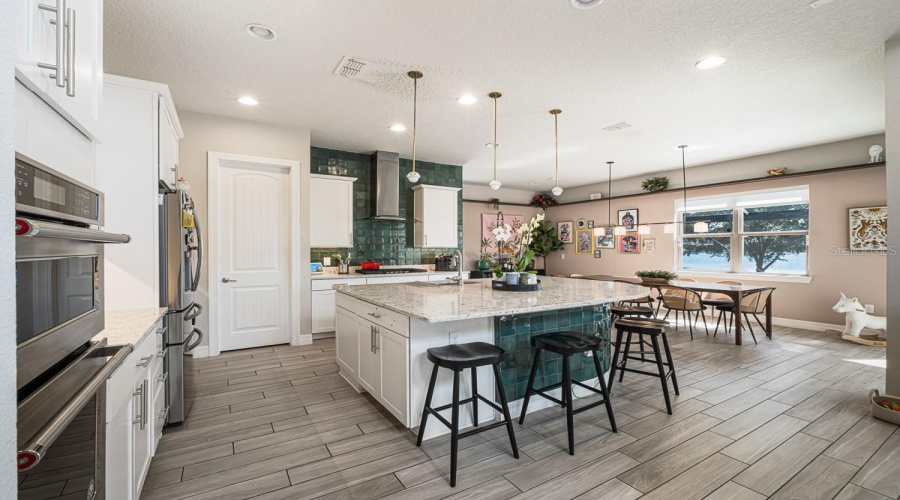 Orlando, Florida 32836, 4 Bedroom Bedrooms, ,3 Bathroombathrooms,Residential,For Sale,Lemon Lake,0,Mfro6437580
