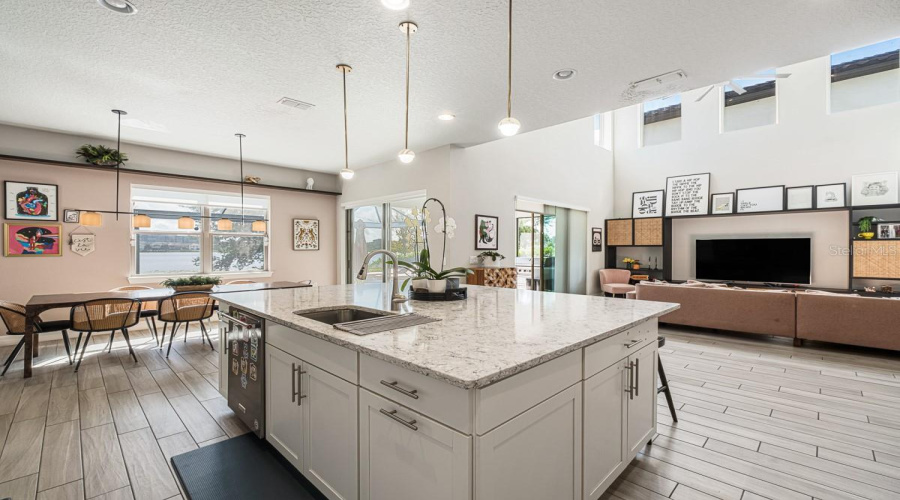 Orlando, Florida 32836, 4 Bedroom Bedrooms, ,3 Bathroombathrooms,Residential,For Sale,Lemon Lake,0,Mfro6437580
