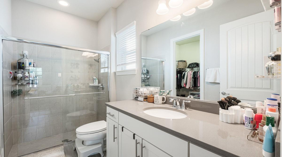 Orlando, Florida 32836, 4 Bedroom Bedrooms, ,3 Bathroombathrooms,Residential,For Sale,Lemon Lake,0,Mfro6437580