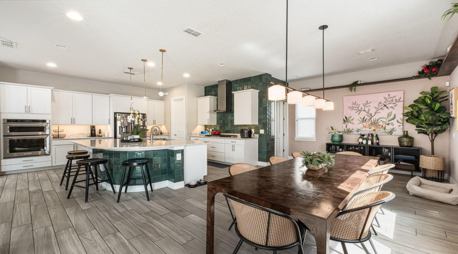 Orlando, Florida 32836, 4 Bedroom Bedrooms, ,3 Bathroombathrooms,Residential,For Sale,Lemon Lake,0,Mfro6437580