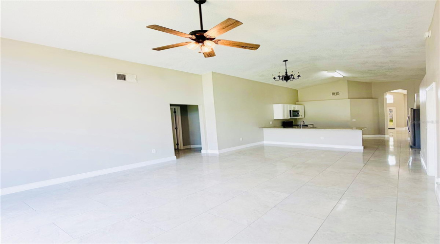 Davenport, Florida 33897, 4 Bedroom Bedrooms, ,3 Bathroombathrooms,Residential,For Sale,Langham,0,Mfrtb8540952