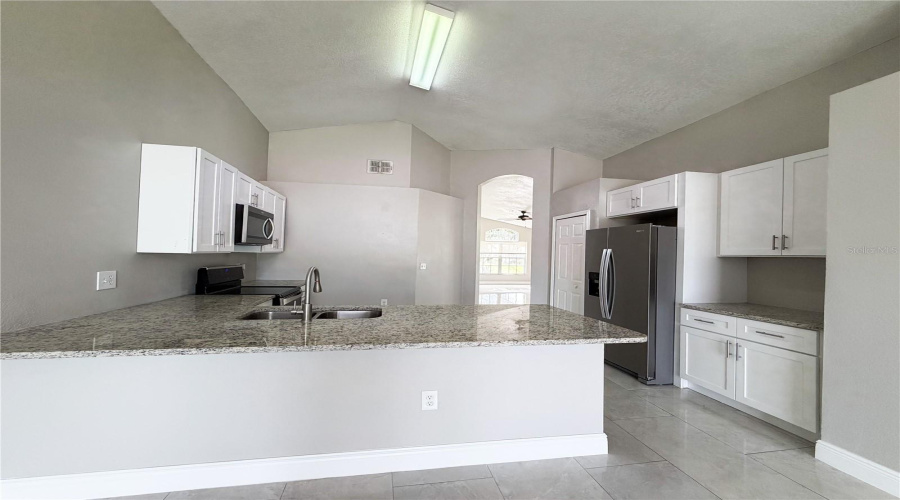 Davenport, Florida 33897, 4 Bedroom Bedrooms, ,3 Bathroombathrooms,Residential,For Sale,Langham,0,Mfrtb8540952