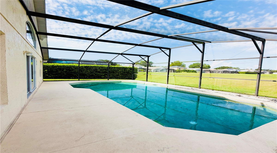 Davenport, Florida 33897, 4 Bedroom Bedrooms, ,3 Bathroombathrooms,Residential,For Sale,Langham,0,Mfrtb8540952