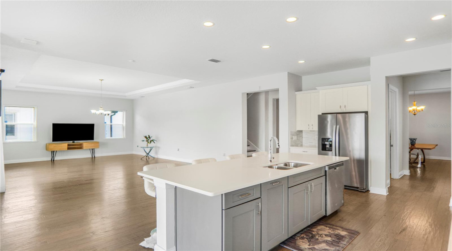 Orlando, Florida 32836, 5 Bedroom Bedrooms, ,4 Bathroombathrooms,Residential,For Sale,Royal Cypress,0,Mfro6433701