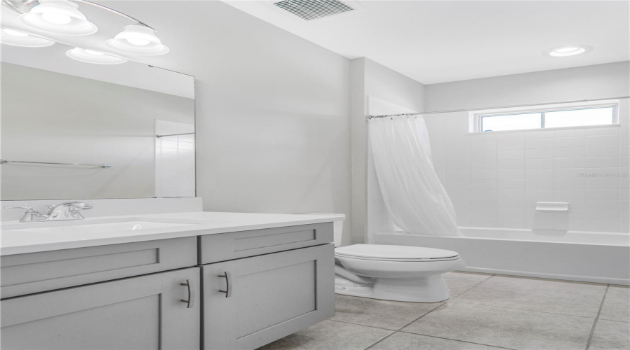 Orlando, Florida 32836, 5 Bedroom Bedrooms, ,4 Bathroombathrooms,Residential,For Sale,Royal Cypress,0,Mfro6433701
