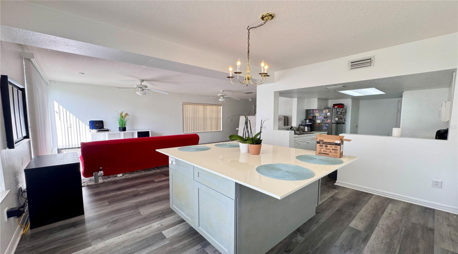 Davenport, Florida 33897, 4 Bedroom Bedrooms, ,3 Bathroombathrooms,Residential,For Sale,Coconut Palm,0,Mfrg5117068