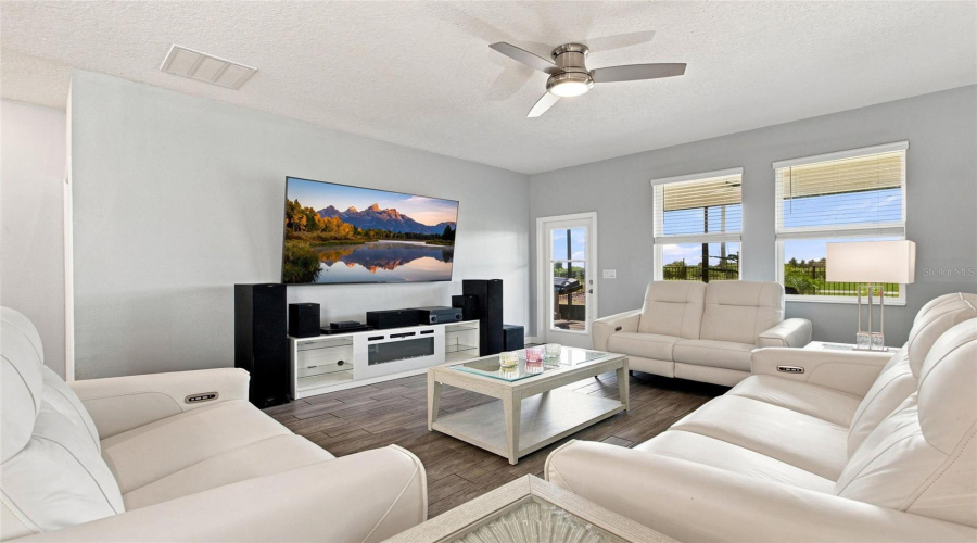 Davenport, Florida 33896, 3 Bedroom Bedrooms, ,2 Bathroombathrooms,Residential,For Sale,Trappers Trail Loop,0,Mfrs5156426