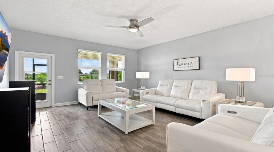 Davenport, Florida 33896, 3 Bedroom Bedrooms, ,2 Bathroombathrooms,Residential,For Sale,Trappers Trail Loop,0,Mfrs5156426