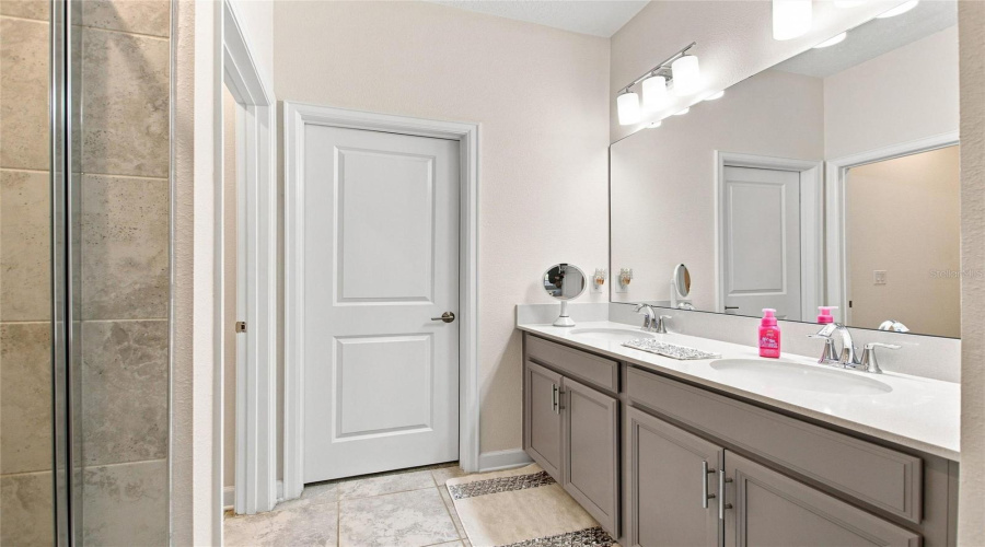 Davenport, Florida 33896, 3 Bedroom Bedrooms, ,2 Bathroombathrooms,Residential,For Sale,Trappers Trail Loop,0,Mfrs5156426