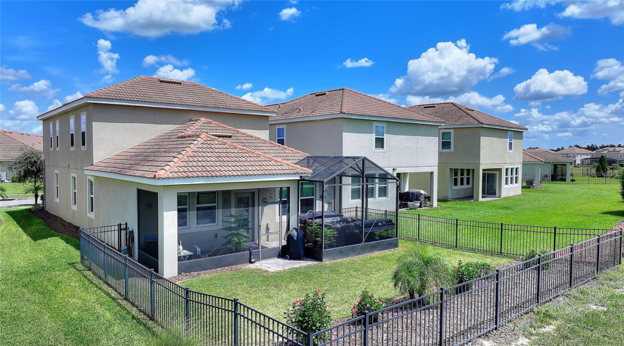 Davenport, Florida 33896, 3 Bedroom Bedrooms, ,2 Bathroombathrooms,Residential,For Sale,Trappers Trail Loop,0,Mfrs5156426