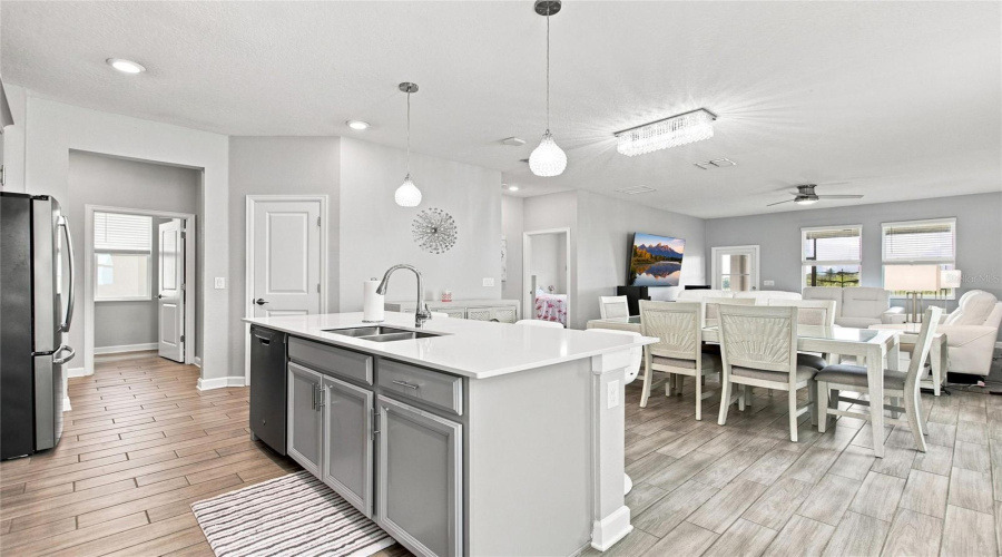 Davenport, Florida 33896, 3 Bedroom Bedrooms, ,2 Bathroombathrooms,Residential,For Sale,Trappers Trail Loop,0,Mfrs5156426