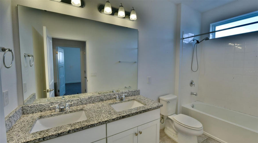 Davenport, Florida 33897, 4 Bedroom Bedrooms, ,3 Bathroombathrooms,Residential,For Sale,Olmo,0,Mfro6437700