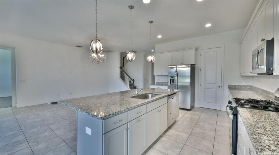 Davenport, Florida 33897, 4 Bedroom Bedrooms, ,3 Bathroombathrooms,Residential,For Sale,Olmo,0,Mfro6437700