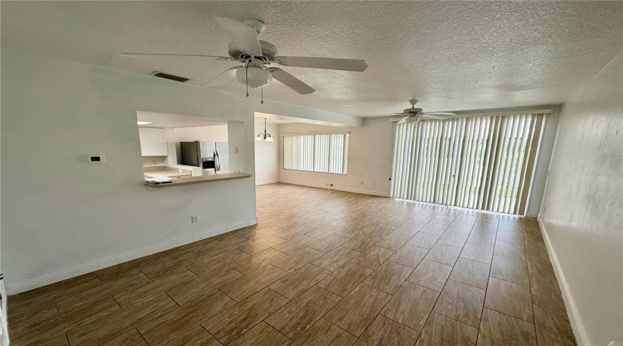 Davenport, Florida 33897, 4 Bedroom Bedrooms, ,3 Bathroombathrooms,Residential,For Sale,Washington Palm,0,Mfrg5117076