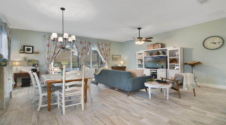 Kissimmee, Florida 34747, 2 Bedroom Bedrooms, ,2 Bathroombathrooms,Residential,For Sale,Antilles Club,0,Mfro6437814