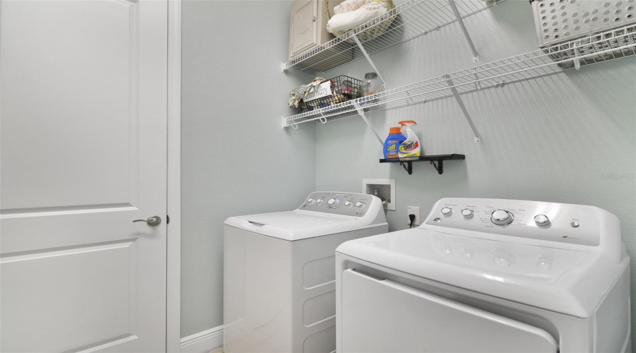 Kissimmee, Florida 34747, 2 Bedroom Bedrooms, ,2 Bathroombathrooms,Residential,For Sale,Antilles Club,0,Mfro6437814