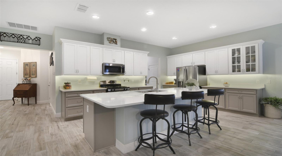 Kissimmee, Florida 34747, 2 Bedroom Bedrooms, ,2 Bathroombathrooms,Residential,For Sale,Antilles Club,0,Mfro6437814