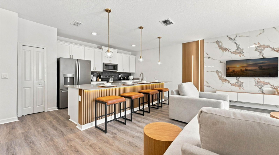 Davenport, Florida 33896, 4 Bedroom Bedrooms, ,3 Bathroombathrooms,Residential,For Sale,Pebble Beach,0,Mfro6437836