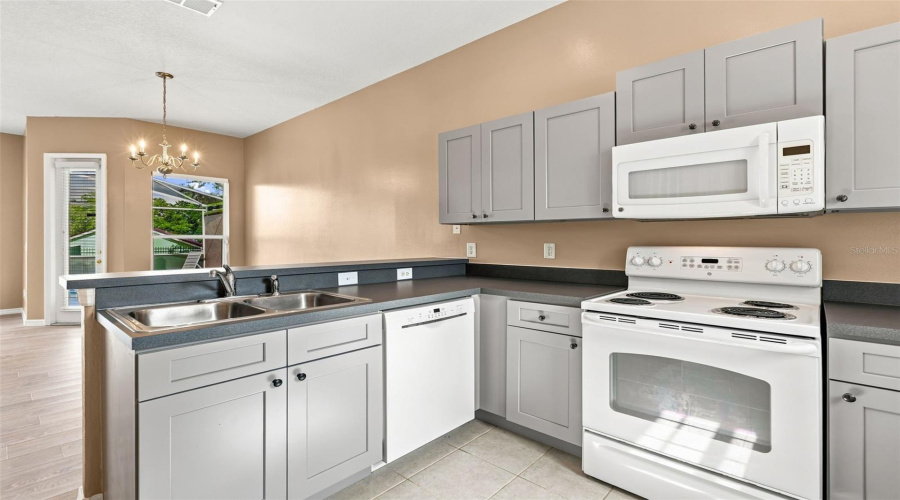 Davenport, Florida 33897, 4 Bedroom Bedrooms, ,3 Bathroombathrooms,Residential,For Sale,Brunello,0,Mfro6434957
