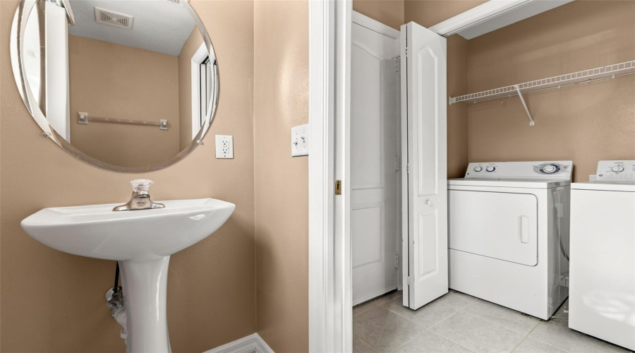 Davenport, Florida 33897, 4 Bedroom Bedrooms, ,3 Bathroombathrooms,Residential,For Sale,Brunello,0,Mfro6434957